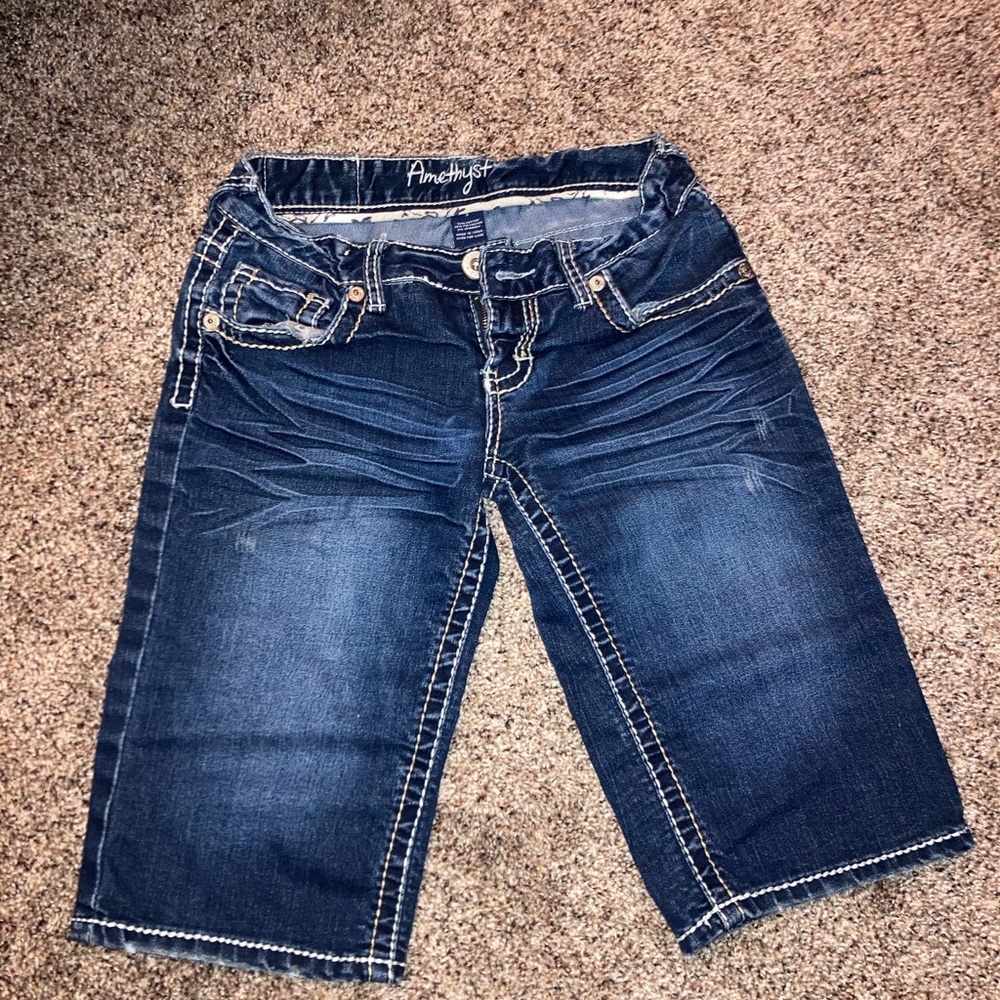 Amethyst Jean Capris